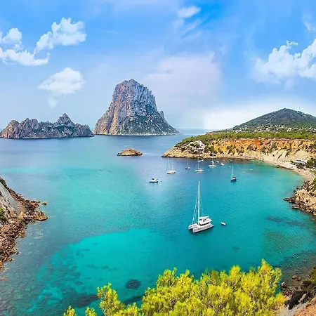 In Ibiza With Private Pool, Cleaning Included Santa Eulària des Riu