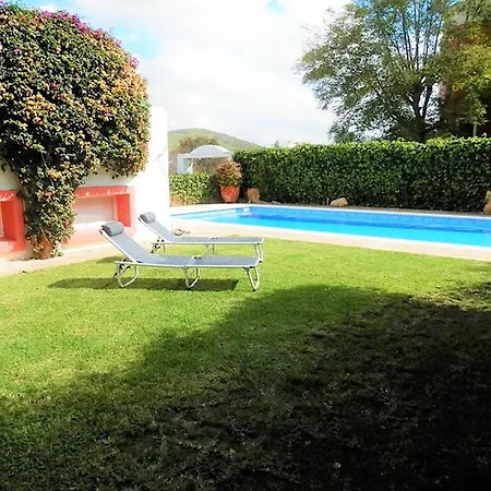 In Ibiza With Private Pool, Cleaning Included *