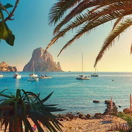 Hébergement de vacances In Ibiza With Private Pool, Cleaning Included